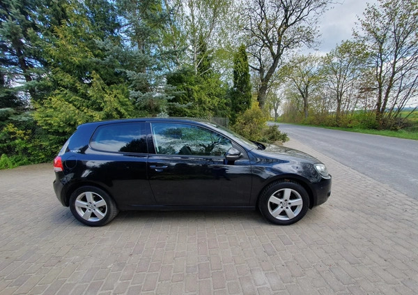 Volkswagen Golf cena 16900 przebieg: 220000, rok produkcji 2010 z Urzędów małe 301